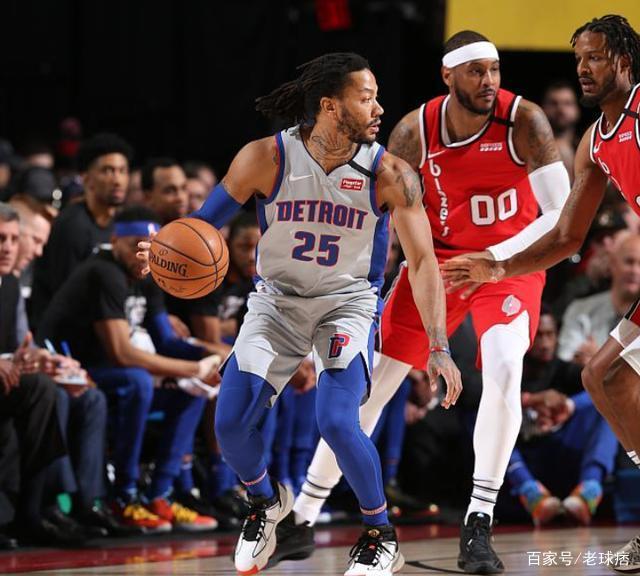 齐达内与蒯纪闻共同现身上海交大出席活动，现场教学马赛回旋