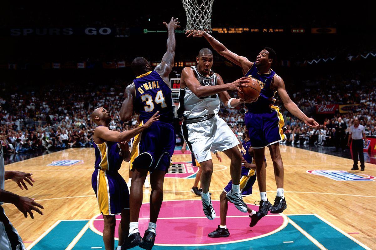 中超裁判评议：蒋圣龙应该被红牌罚下，王大雷红牌判罚无误 剑南春｜利物浦2-0纽卡，索博斯洛伊破门，麦卡利斯特建功