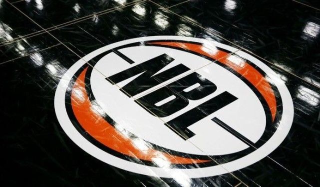 拜仁慕尼黑客场大胜沙尔克04