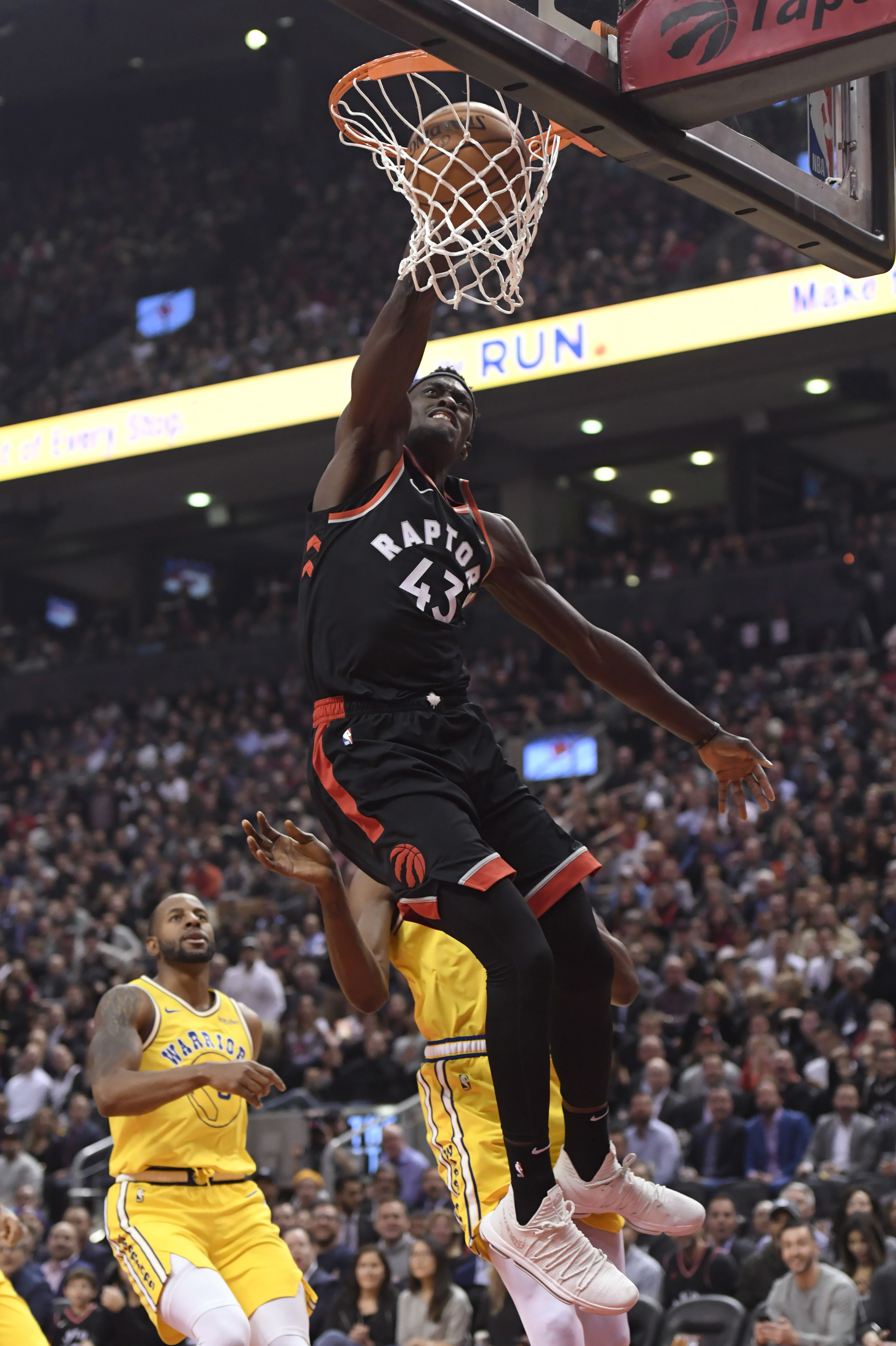 罗伯逊：我们所有人都低于上赛季的标准，萨拉赫也包括在内