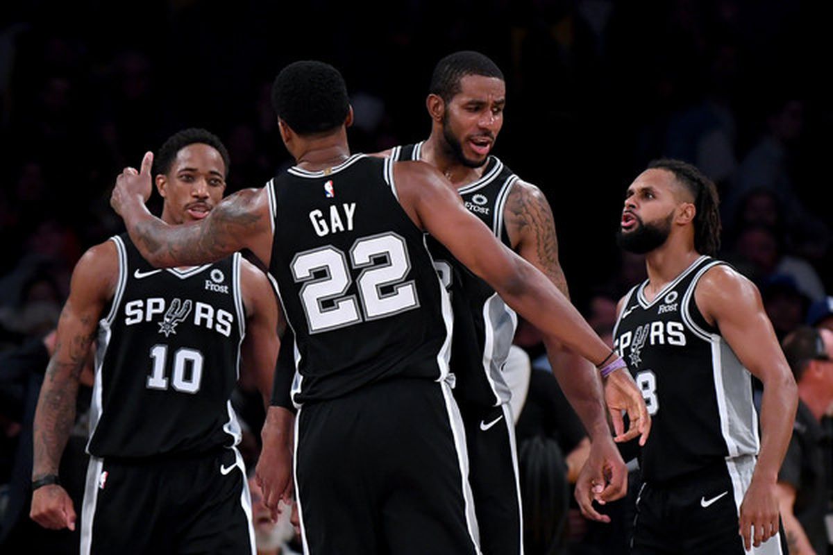 打卡特色温泉，与祂相拥共浴！《世界之外》全新温泉主题特殊副本上线