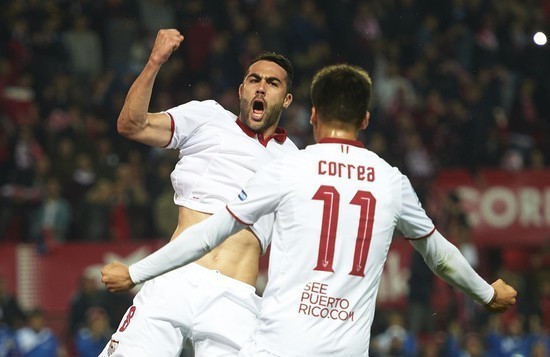 埃基蒂克成为西塞后首位为利物浦单场联赛打入2球的法国球员